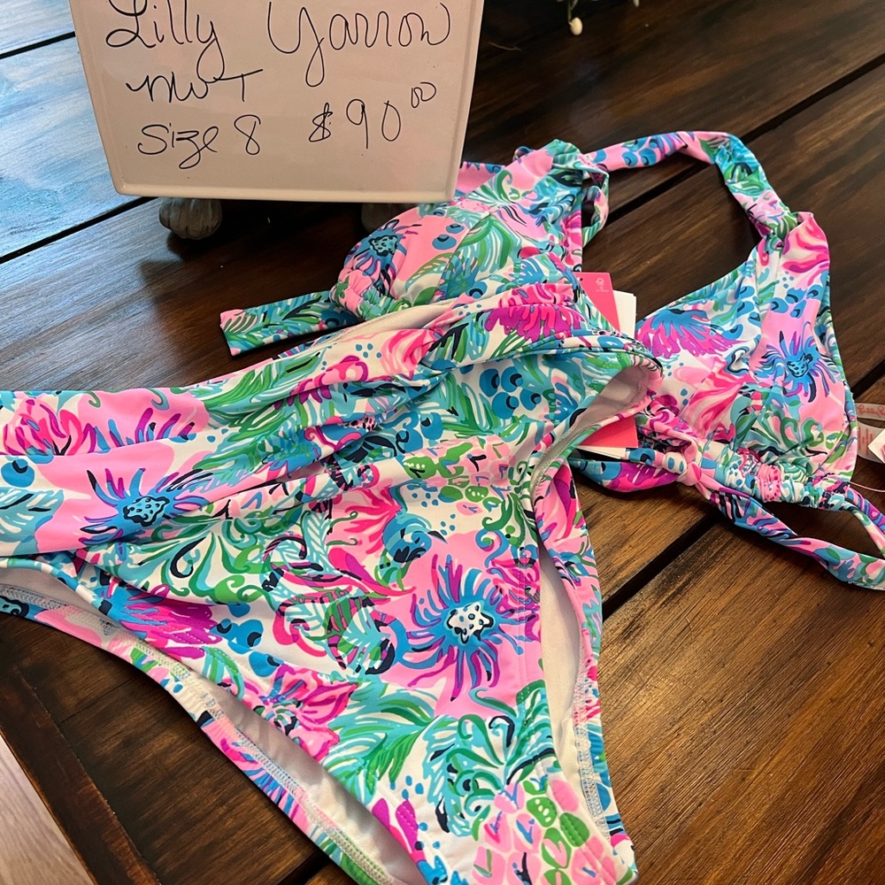 Lilly Pulitzer NWT Bikini top and bottoms Yarrow Multi Size 8